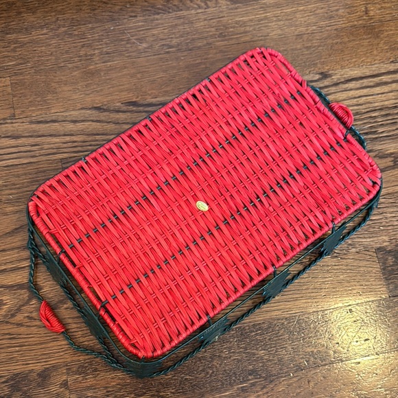 Pyrex Holiday Serving Baskets- Set of 2 - Picture 9 of 9